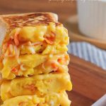 轻资本网：45岁大叔靠这道小吃实现财务自由，月入30万，原来诀窍这么简单。-轻资本网